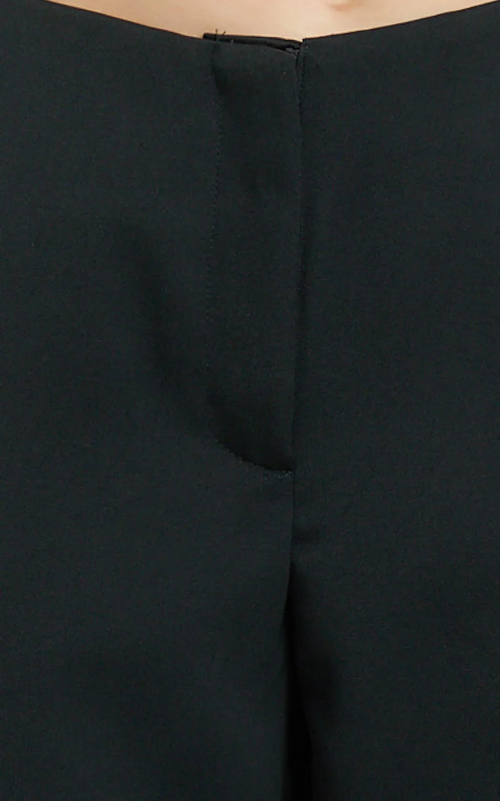 Frances Pants - Low Rise Relaxed Fit Pants in Black